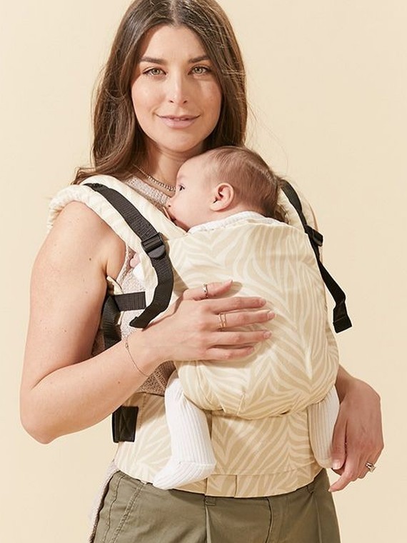 Tula Free To Grow Baby Carrier – ergonomic from birth, no insert needed