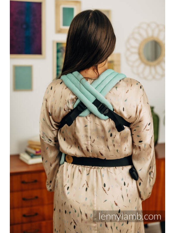 LennyLight – lightweight and intuitive baby carrier