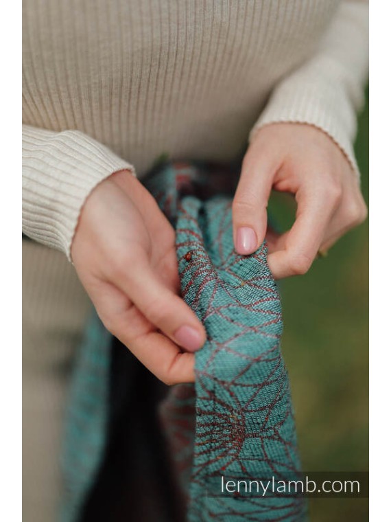 LennyLamb baby wrap – ergonomic and soft from birth to preschool