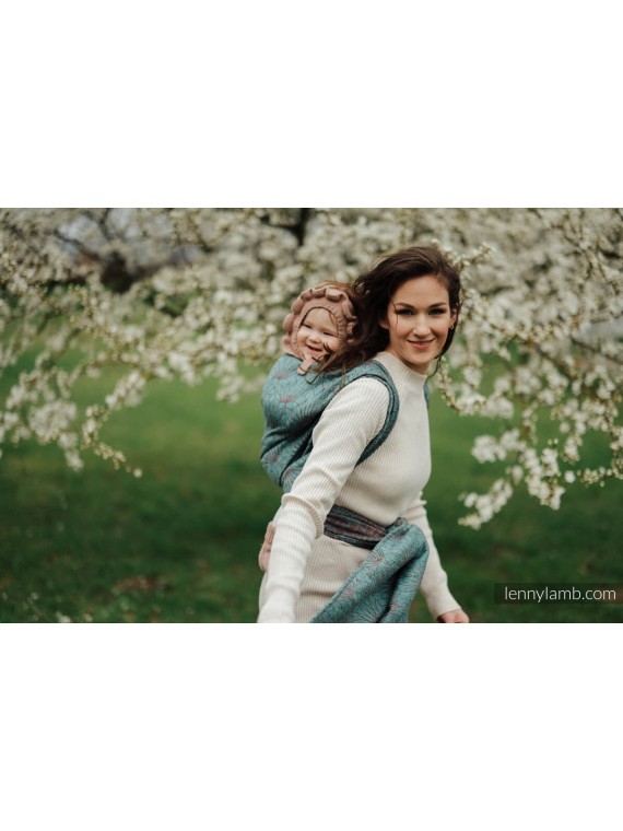 LennyLamb baby wrap – ergonomic and soft from birth to preschool