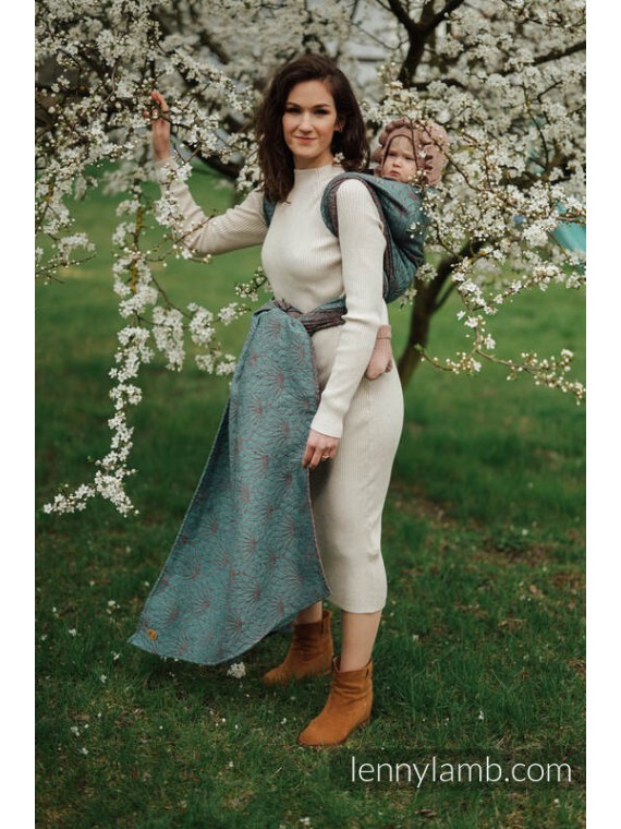LennyLamb baby wrap – ergonomic and soft from birth to preschool