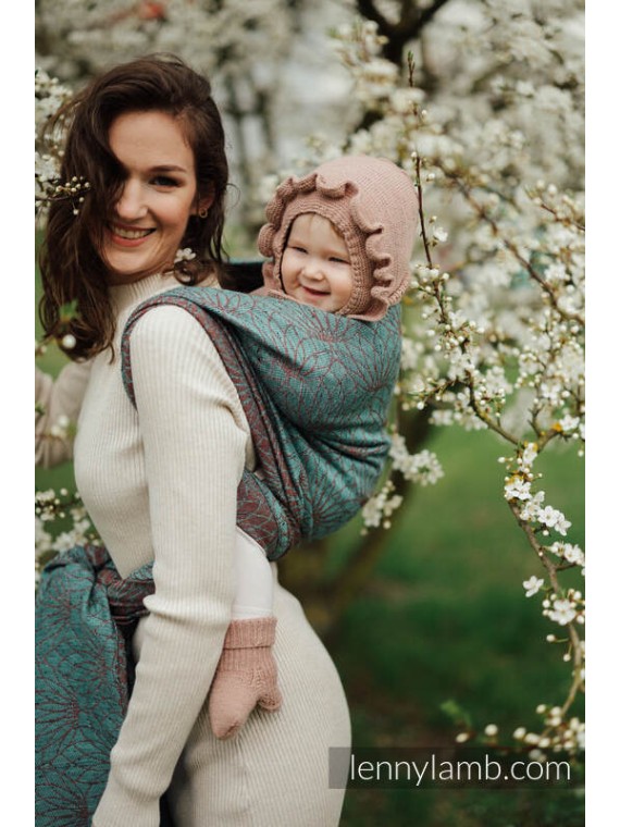 LennyLamb baby wrap – ergonomic and soft from birth to preschool