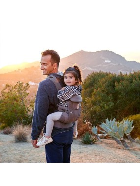 Ergobaby Omni Breeze – hingav kandekott sünnist alates Ergobaby Omni Breeze – hingav kandekott sünnist alates
