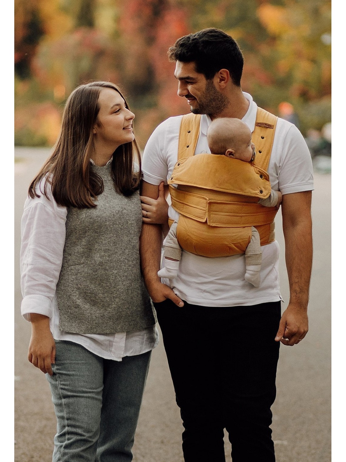 Marsupi baby carrier – simple and ergonomic from birth Marsupi baby carrier – simple and ergonomic from birth