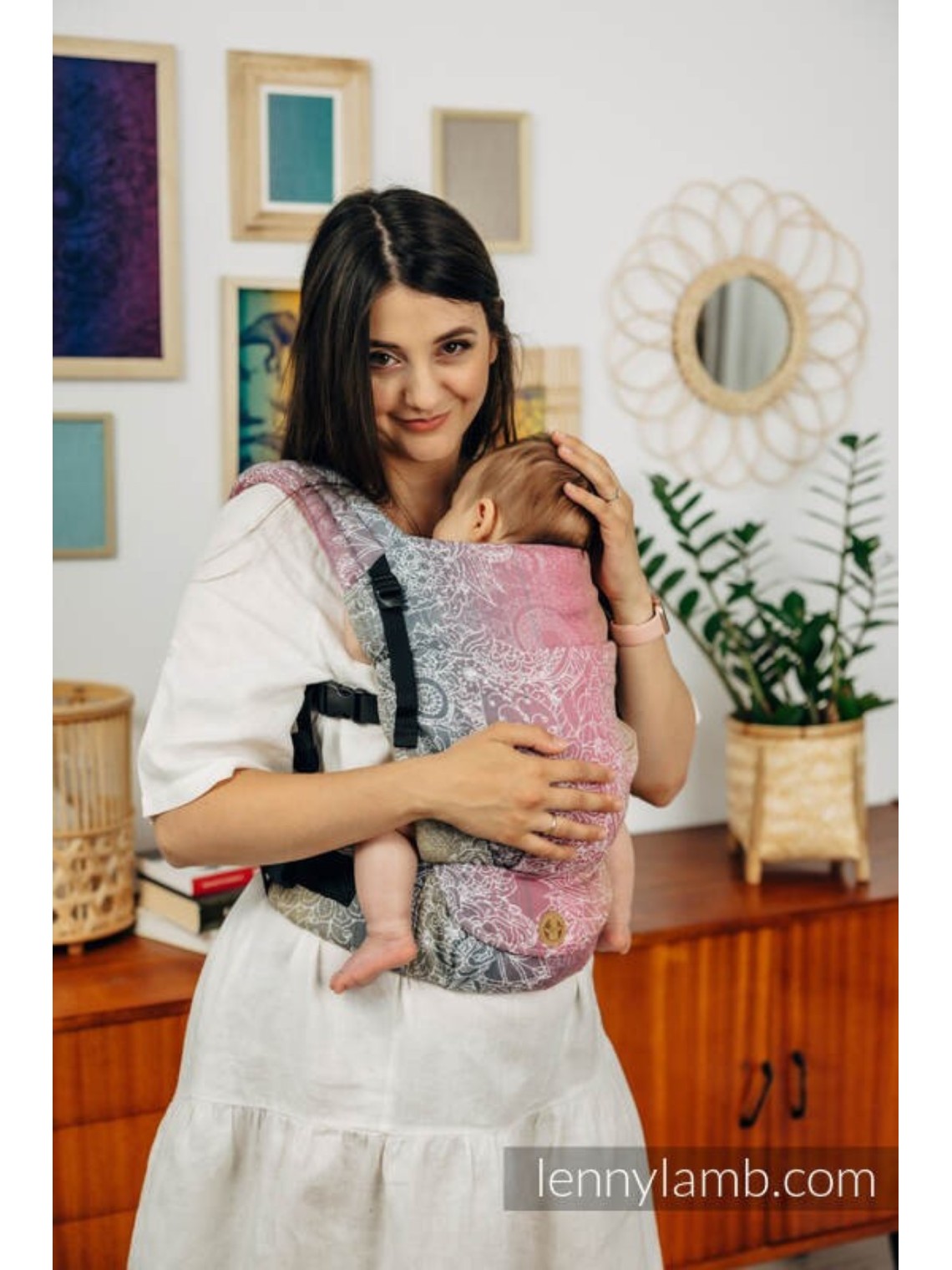 LennyLight – lightweight and intuitive baby carrier