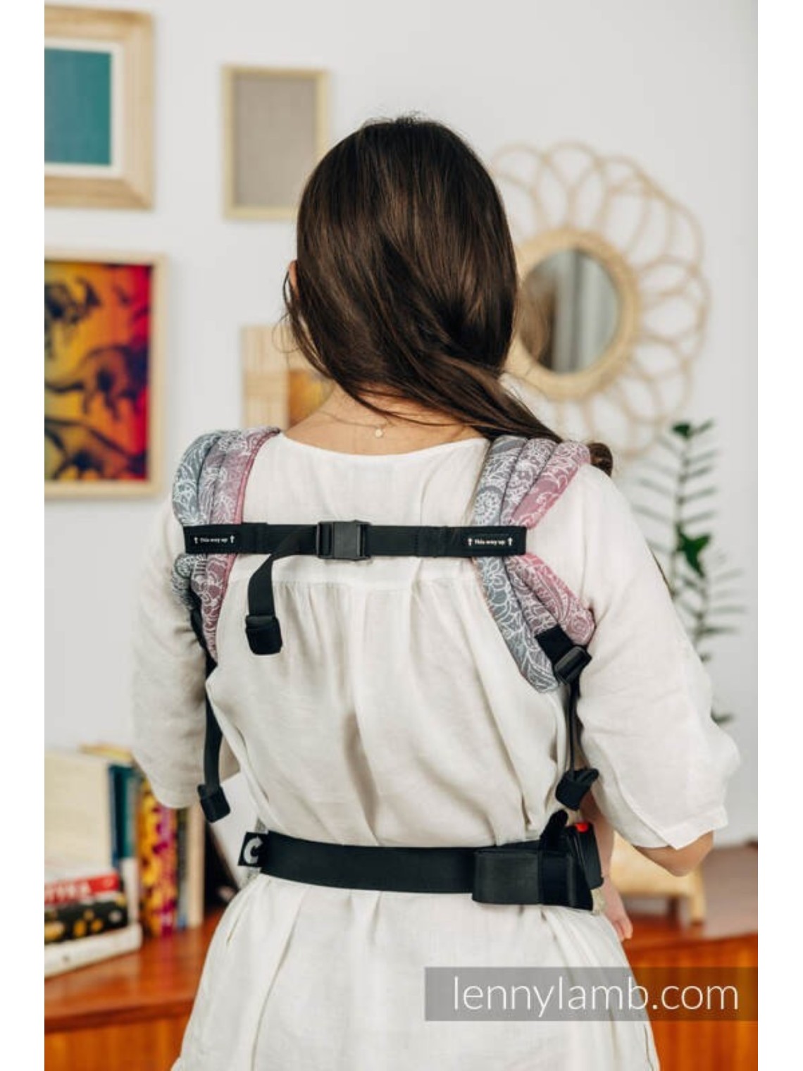 LennyLight – lightweight and intuitive baby carrier