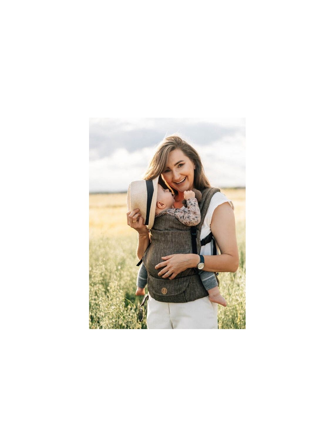 LennyLight – lightweight and intuitive baby carrier LennyLight – lightweight and intuitive baby carrier