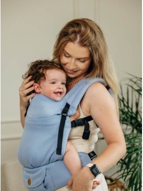 LennyLight – lightweight and intuitive baby carrier LennyLight – lightweight and intuitive baby carrier