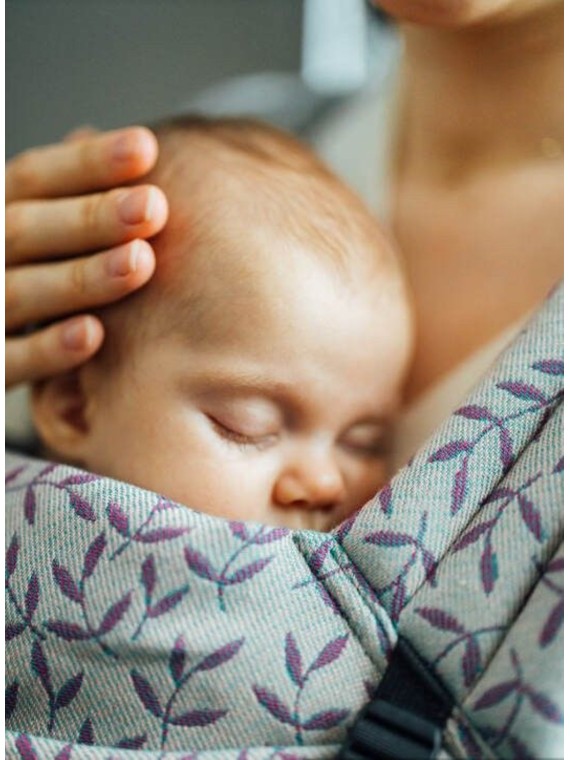 LennyLight – lightweight and intuitive baby carrier