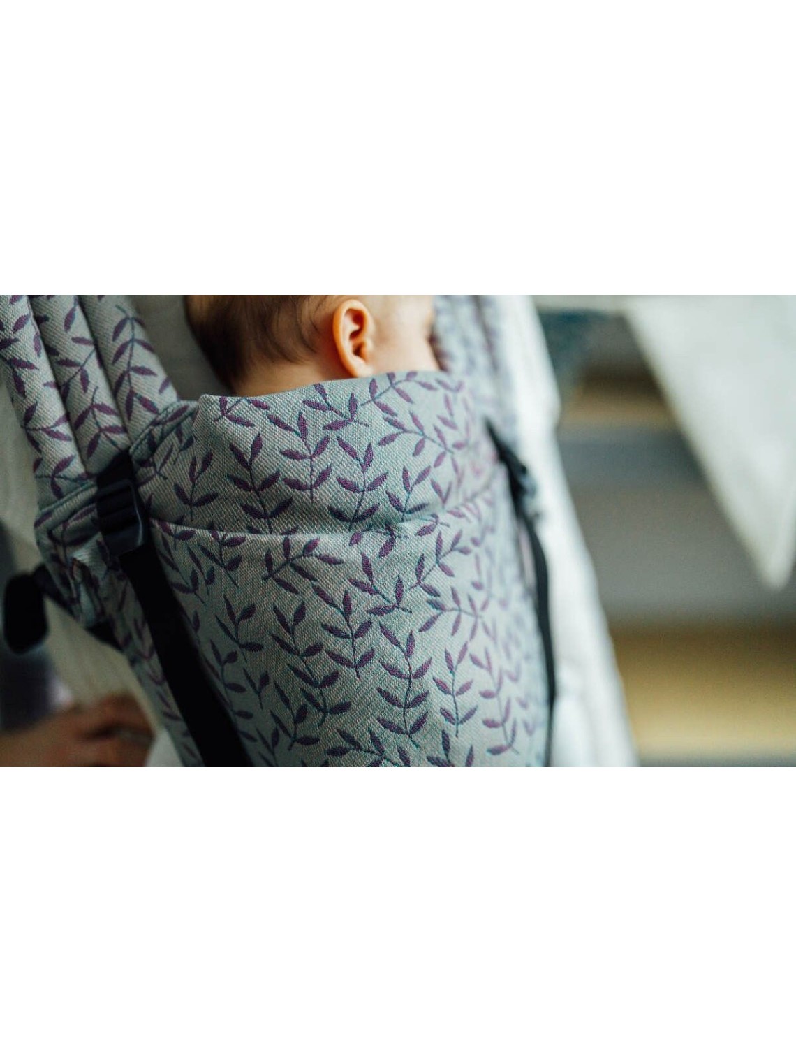 LennyLight – lightweight and intuitive baby carrier LennyLight – lightweight and intuitive baby carrier