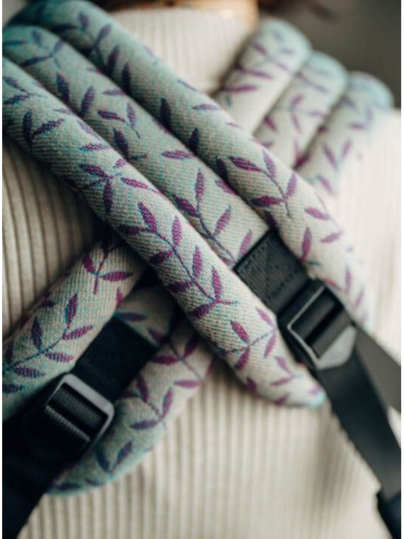LennyLight – lightweight and intuitive baby carrier