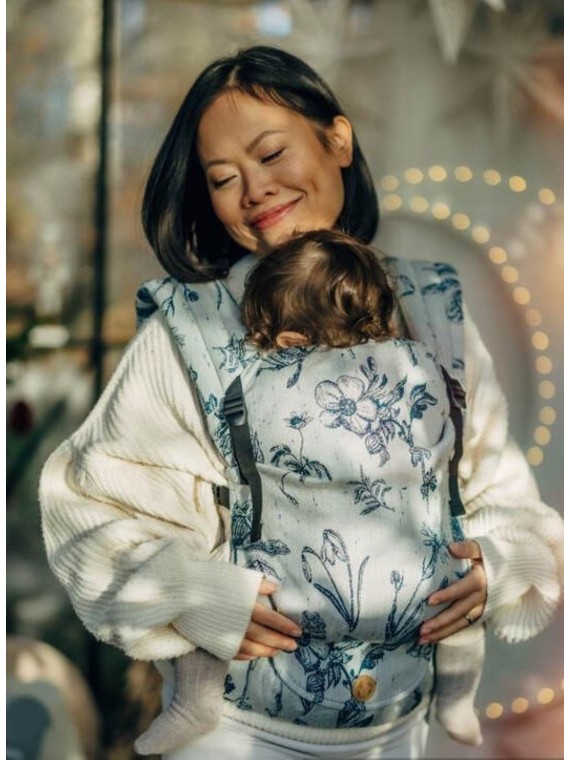 LennyLight – lightweight and intuitive baby carrier