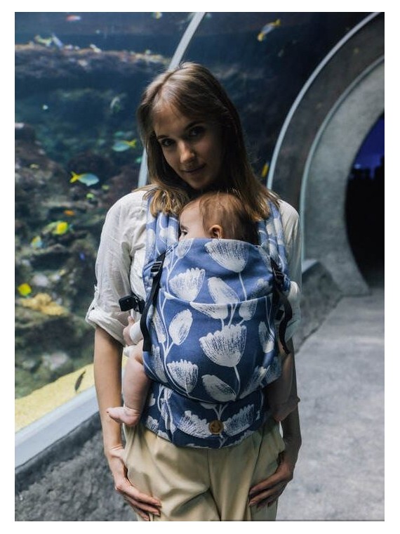 LennyLight – lightweight and intuitive baby carrier