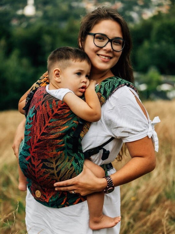 LennyLight – lightweight and intuitive baby carrier