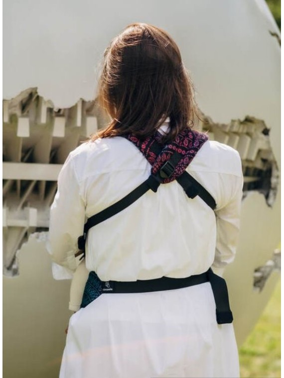 LennyLight – lightweight and intuitive baby carrier