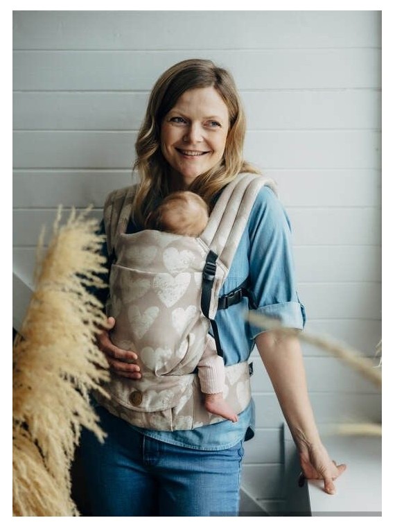 LennyLight – lightweight and intuitive baby carrier