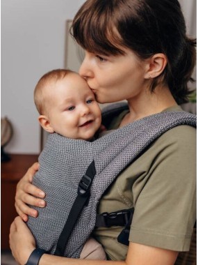 LennyLight – lightweight and intuitive baby carrier LennyLight – lightweight and intuitive baby carrier