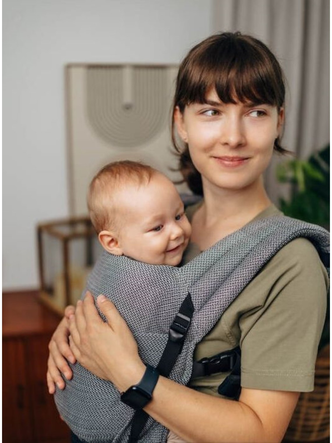 LennyLight – lightweight and intuitive baby carrier LennyLight – lightweight and intuitive baby carrier