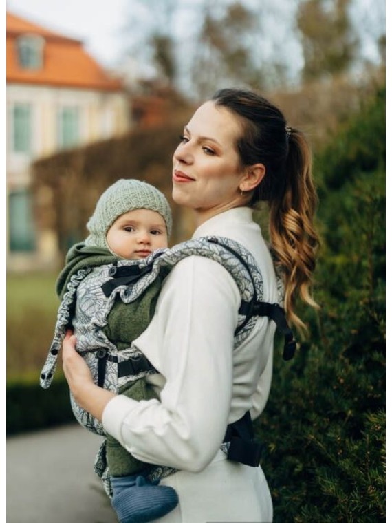LennyUpGrade – adjustable ergonomic baby carrier from 3.5 to 20 kg
