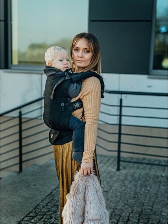 LennyUpGrade – adjustable ergonomic baby carrier from 3.5 to 20 kg