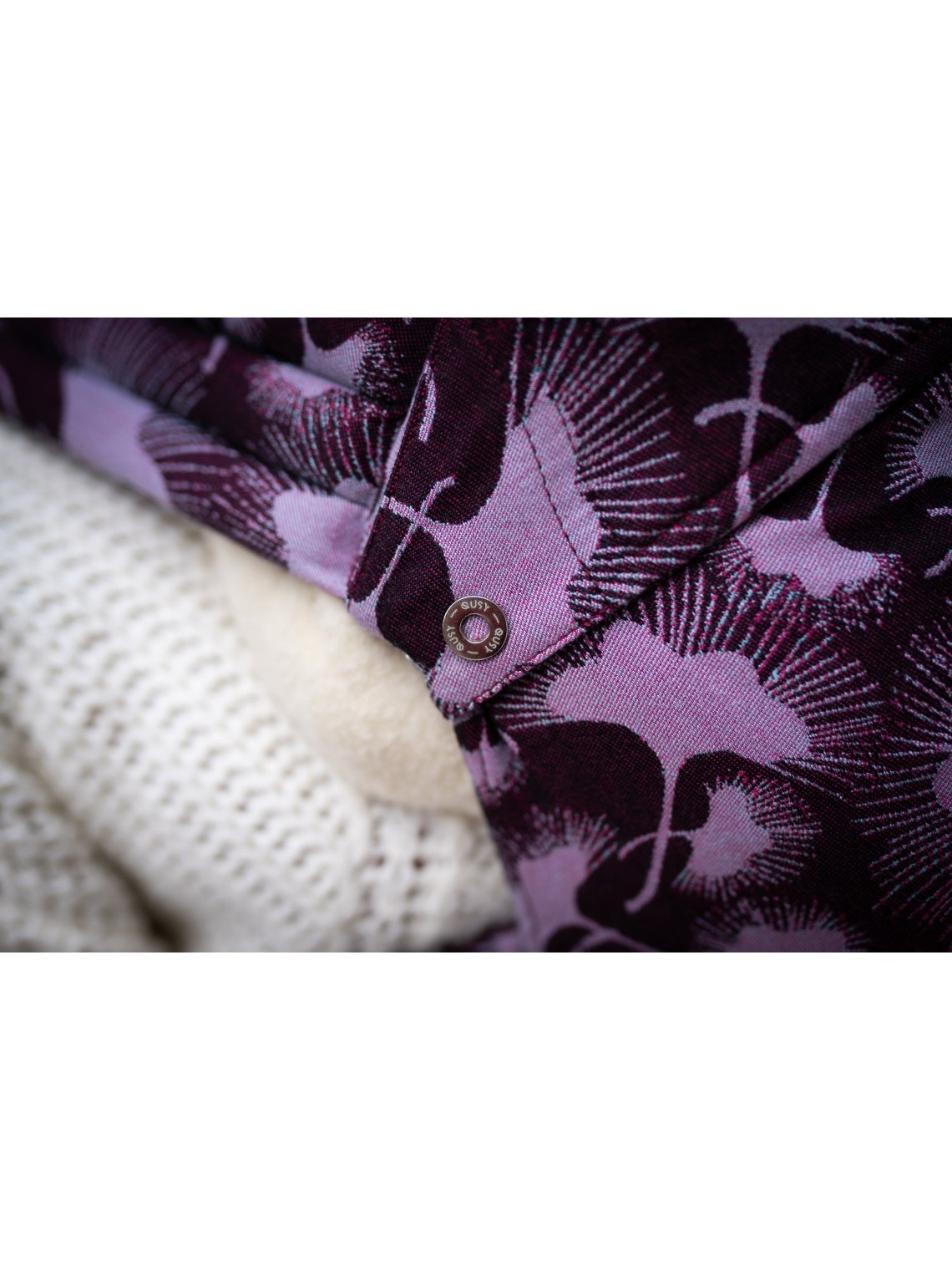QUSY CARRIER, EPIC GINGKO LICORICE QUSY CARRIER, EPIC GINGKO LICORICE