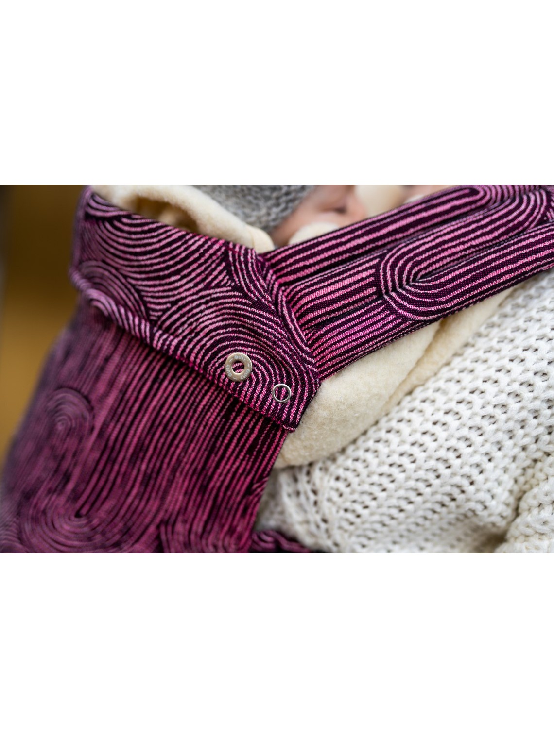 QUSY CARRIER, SAND STORIES COSMOPOLITAN QUSY CARRIER, SAND STORIES COSMOPOLITAN