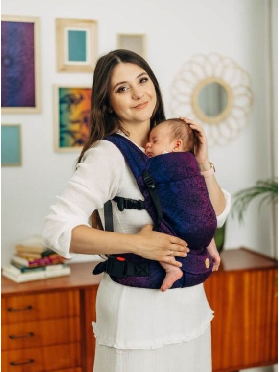 LennyLight – lightweight and intuitive baby carrier