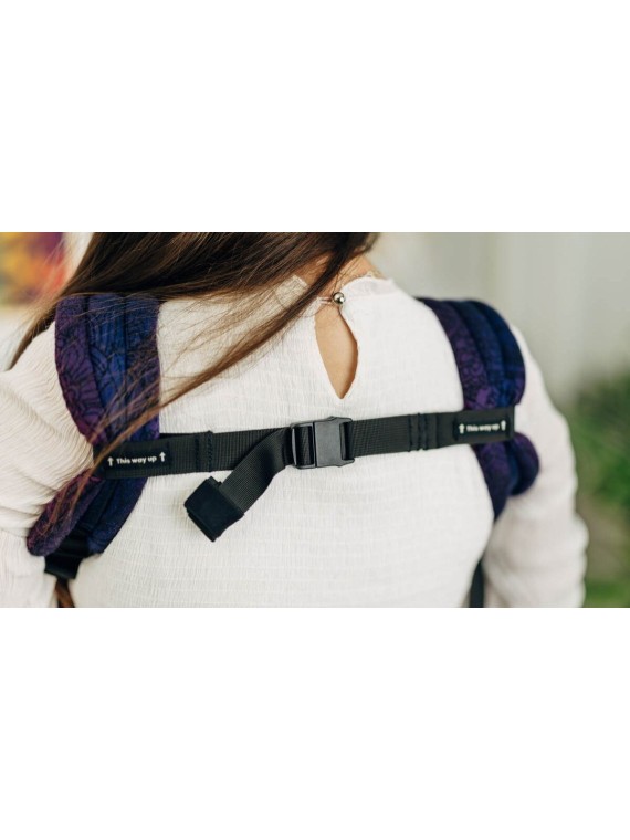 LennyLight – lightweight and intuitive baby carrier