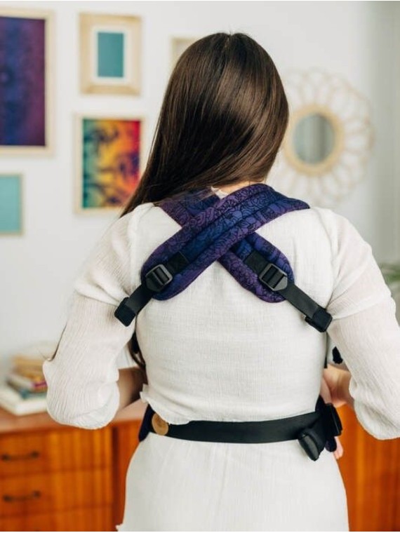 LennyLight – lightweight and intuitive baby carrier