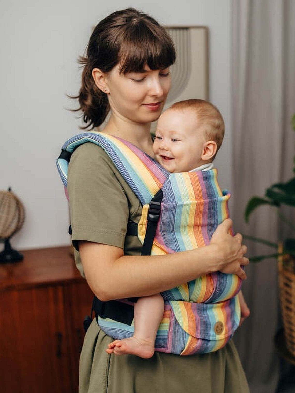 LennyLight – lightweight and intuitive baby carrier