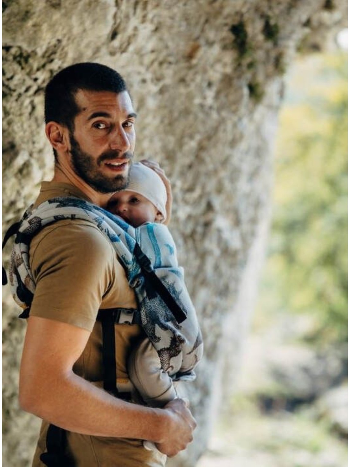 LennyLight – lightweight and intuitive baby carrier LennyLight – lightweight and intuitive baby carrier