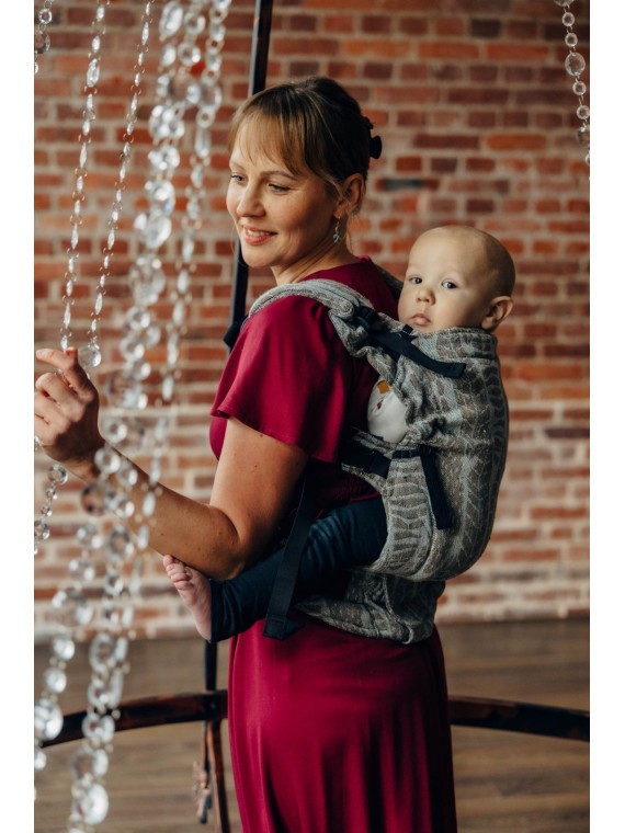 LennyUpGrade – adjustable ergonomic baby carrier from 3.5 to 20 kg