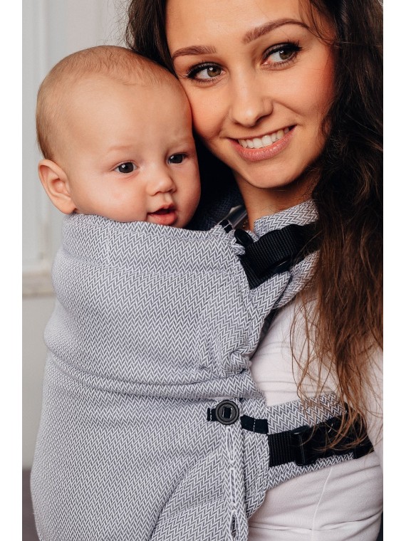 LennyUpGrade – mugav ja paindlik lapsekandmiskott alates 3,5 kg