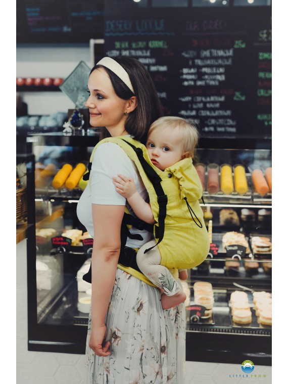 Little Frog Prime – lightweight, breathable newborn carrier