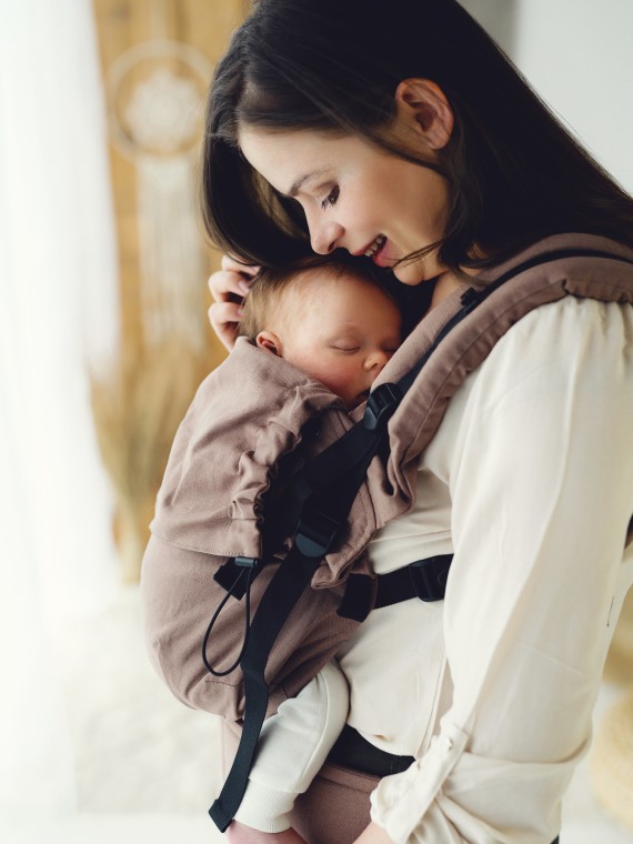 Little Frog Prime – lightweight, breathable newborn carrier