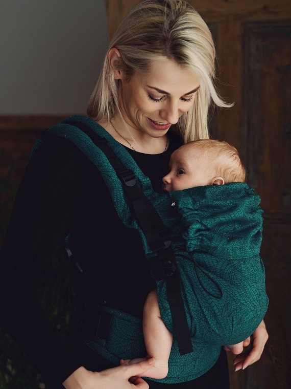 Little Frog Prime – lightweight, breathable newborn carrier