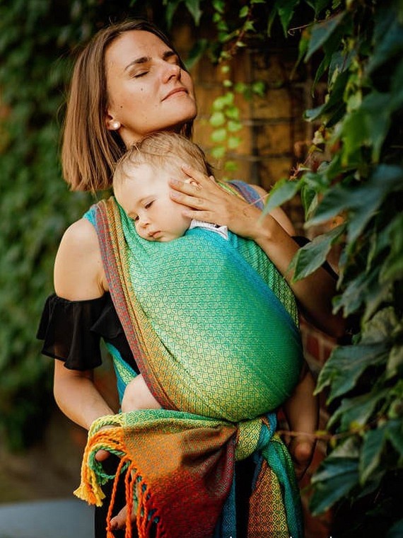 LennyLamb baby wrap – ergonomic and soft from birth to preschool