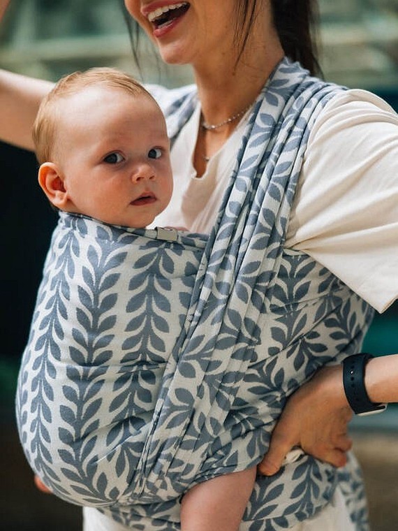 LennyLamb baby wrap – ergonomic and soft from birth to preschool