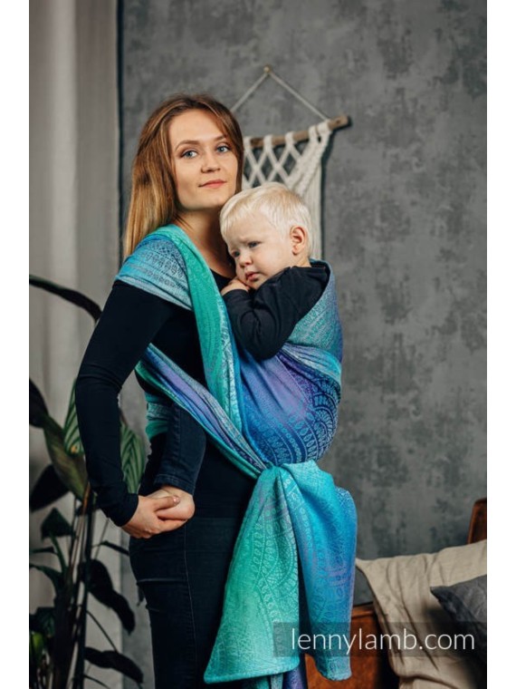 LennyLamb baby wrap – ergonomic and soft from birth to preschool