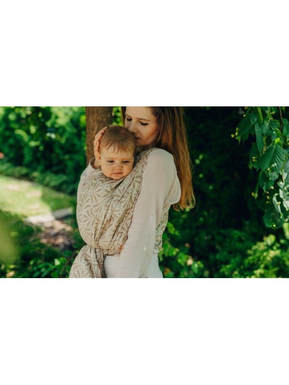 LennyLamb baby wrap – ergonomic and soft from birth to preschool