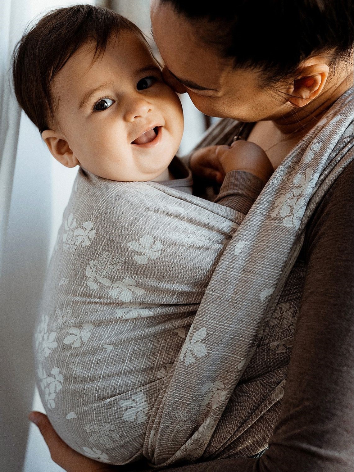 Little Frog baby sling – breathable and affordable baby wrap