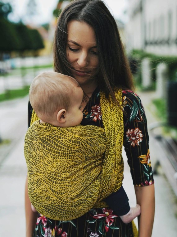 Little Frog baby sling – breathable and affordable baby wrap