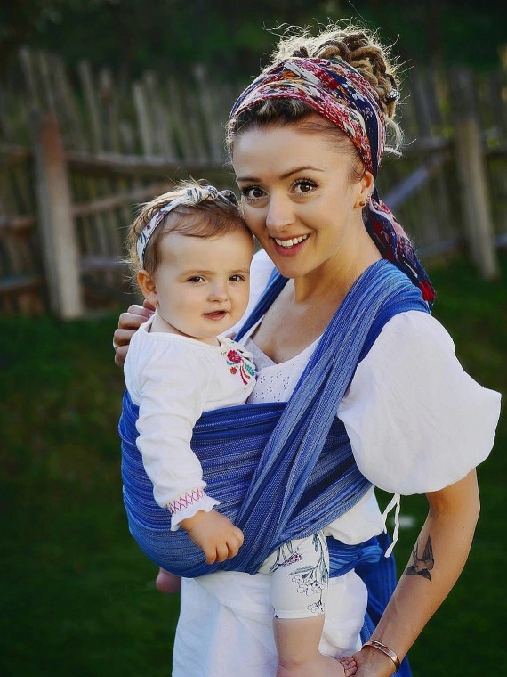 Little Frog baby sling – breathable and affordable baby wrap