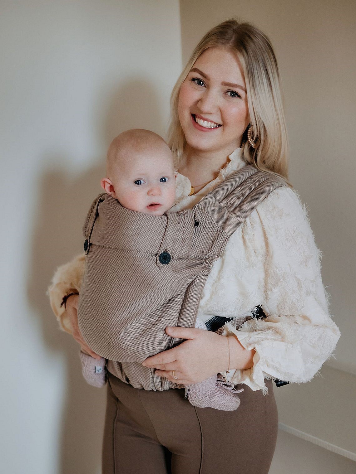 Pure Baby Love Click & Go+ – ergonoomiline beebikandekott