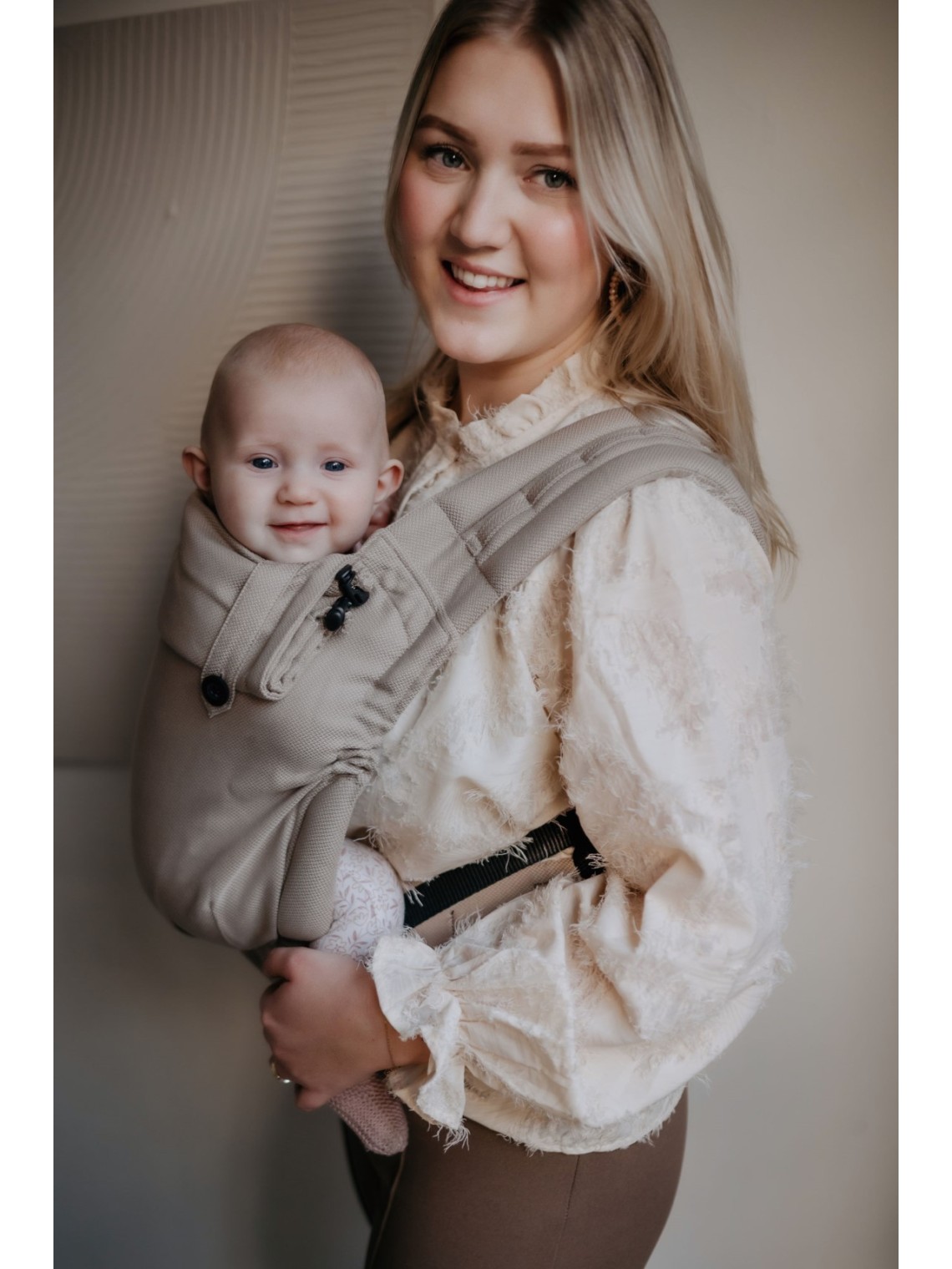 Pure Baby Love Click & Go+ – ergonoomiline beebikandekott