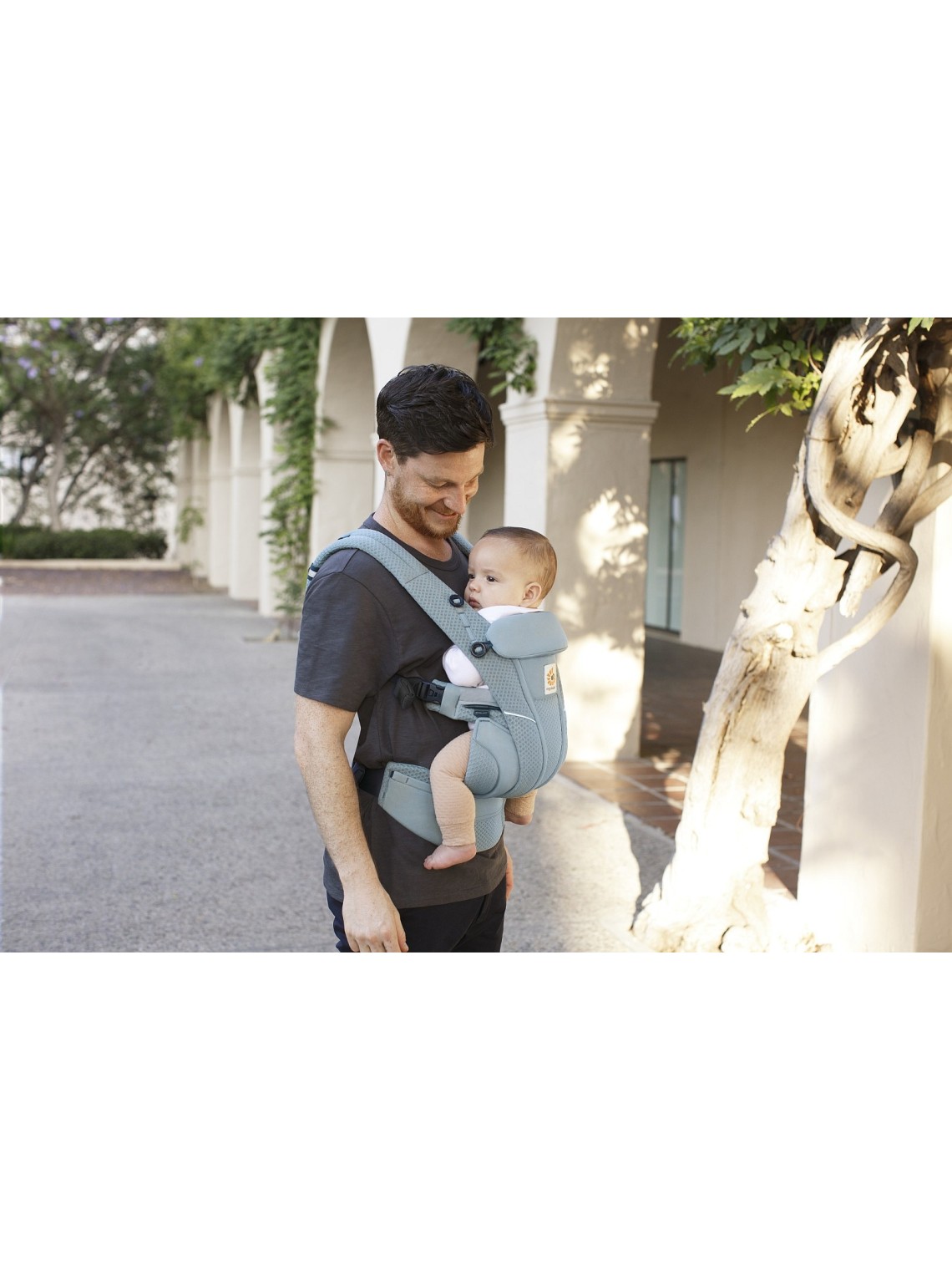 Ergobaby Omni Breeze – hingav kandekott sünnist alates Ergobaby Omni Breeze – hingav kandekott sünnist alates