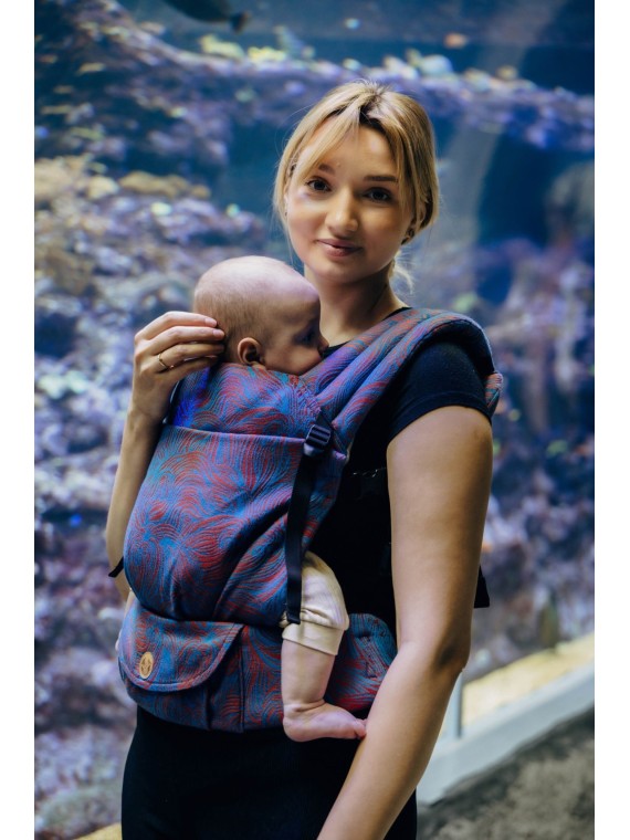 LennyLight – lightweight and intuitive baby carrier
