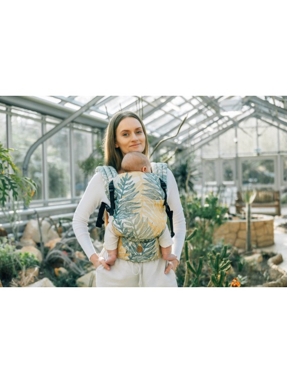 LennyLight – lightweight and intuitive baby carrier
