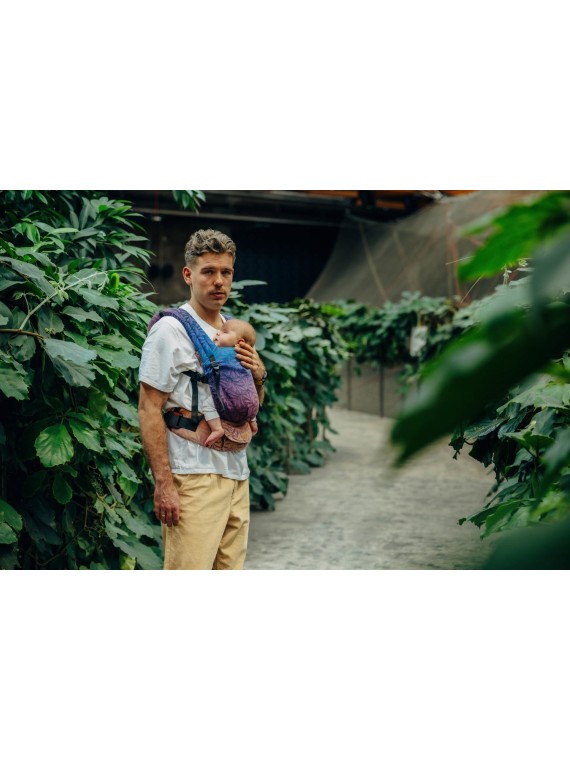 LennyLight – lightweight and intuitive baby carrier