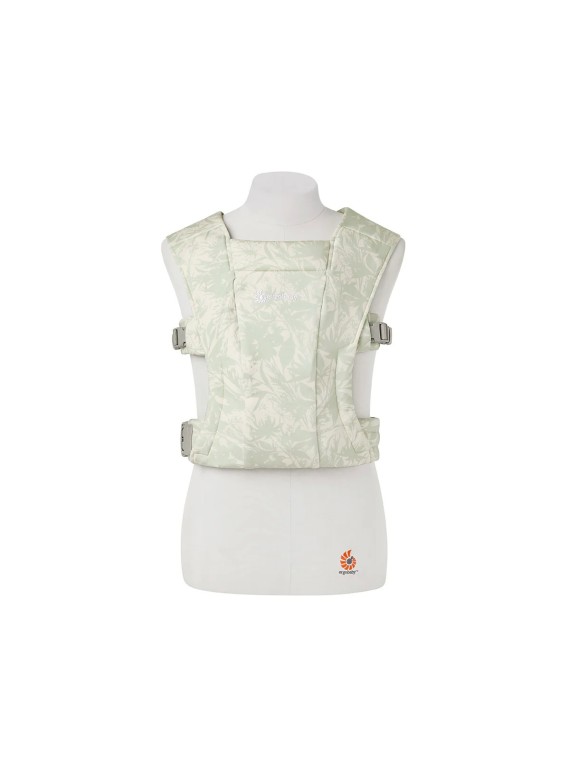 Ergobaby Embrace – soft and compact newborn carrier
